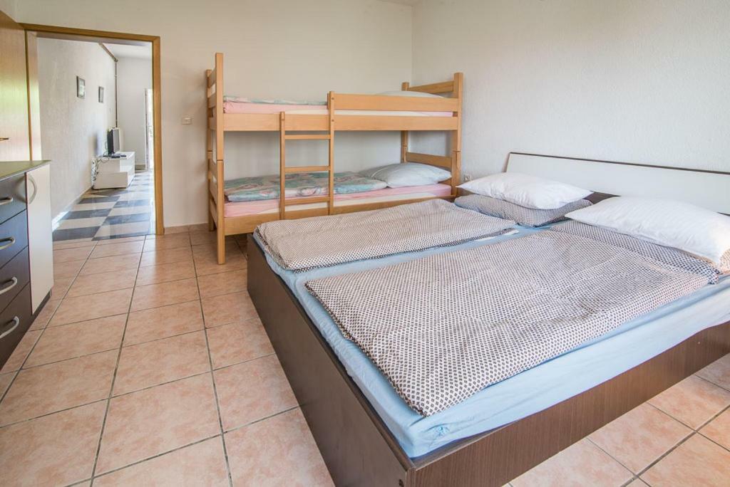 Beljan Apartments 크르크 외부 사진